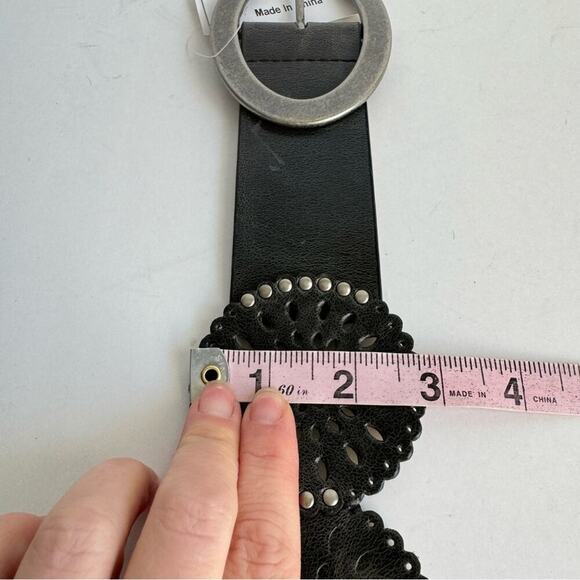 Black Leather Statement Belt Silver Buckle Western Cutout Amiee Lynn 2X -3X - Picture 11 of 12